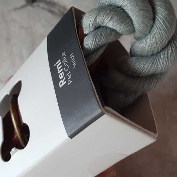 New Koolabura by Ugg remi pet collar small 12in to 13in - Picture 3 of 5